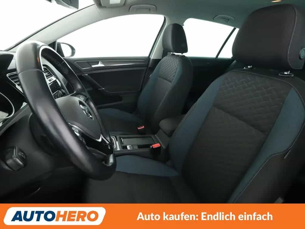 Volkswagen Golf VII 1.5 TSI ACT IQ.DRIVE Aut.*NAVI*ACC*PDC* 09/2019-photo-9