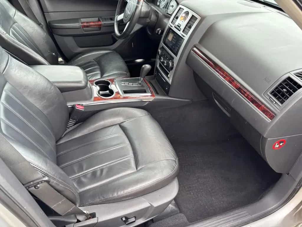 Chrysler 300C 3.0 CRD Touring BOSTON LEDER MEMO KAMERA SD 12/2009-photo-11