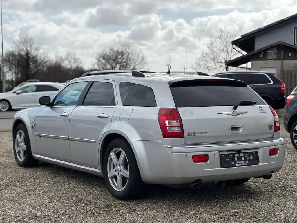 Chrysler 300C 3.0 CRD Touring BOSTON LEDER MEMO KAMERA SD 12/2009-photo-4