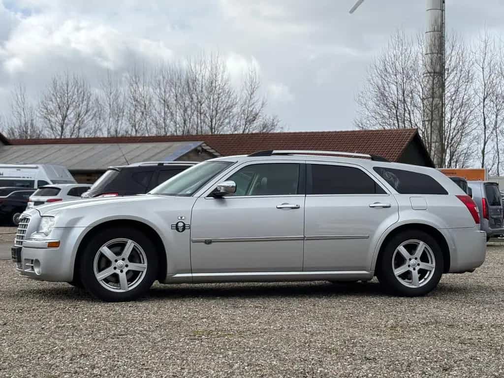 Chrysler 300C 3.0 CRD Touring BOSTON LEDER MEMO KAMERA SD 12/2009-photo-6