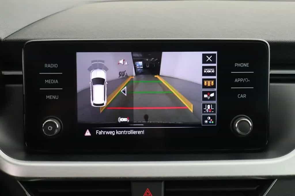 Skoda Kamiq TOUR 1.0TSI ANHÄNGERKUPPLUNG+APPLE/ANDROID 04/2023-photo-18
