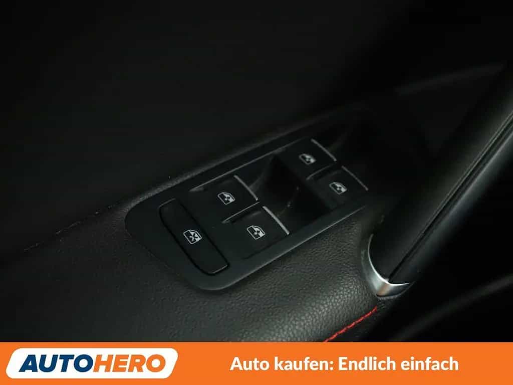 Volkswagen Golf VII 2.0 TSI GTI Performance BM Aut.*LED*ACC 09/2017-photo-22