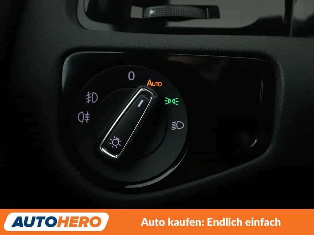 Volkswagen Golf VII 2.0 TSI GTI Performance BM Aut.*LED*ACC 09/2017-photo-23