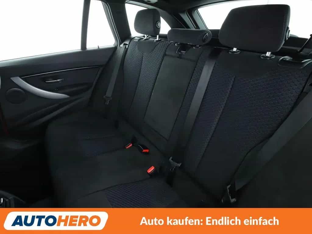 BMW 3 Series 340i xDrive M Sport Aut.*NAV*LED*ACC*CAM*PDC*AHK 06/2016-photo-13