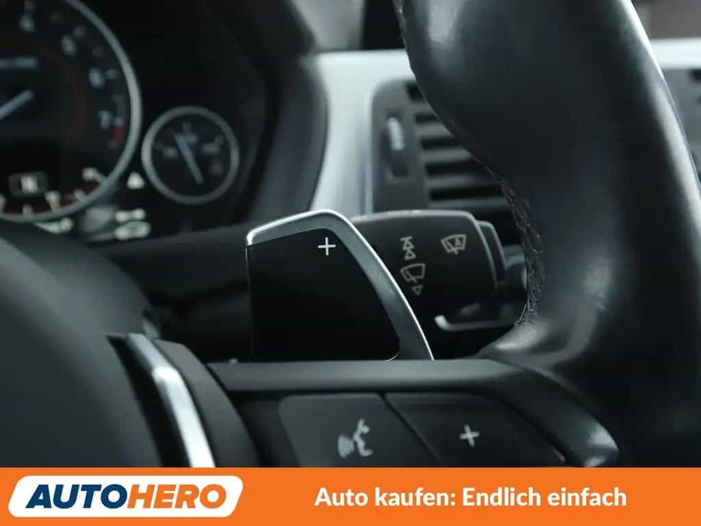 BMW 3 Series 340i xDrive M Sport Aut.*NAV*LED*ACC*CAM*PDC*AHK 06/2016-photo-27