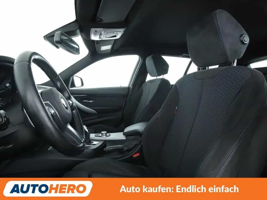 BMW 3 Series 340i xDrive M Sport Aut.*NAV*LED*ACC*CAM*PDC*AHK 06/2016-photo-9