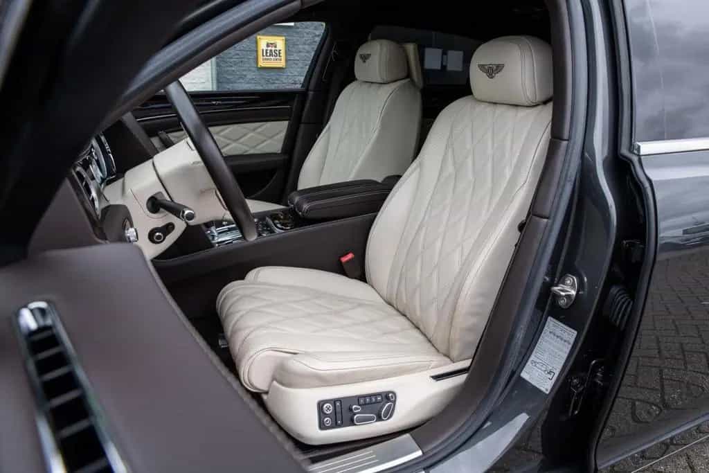 Bentley Flying Spur 6.0 W12 / CERAMIC / SUNROOF 01/2014-photo-13