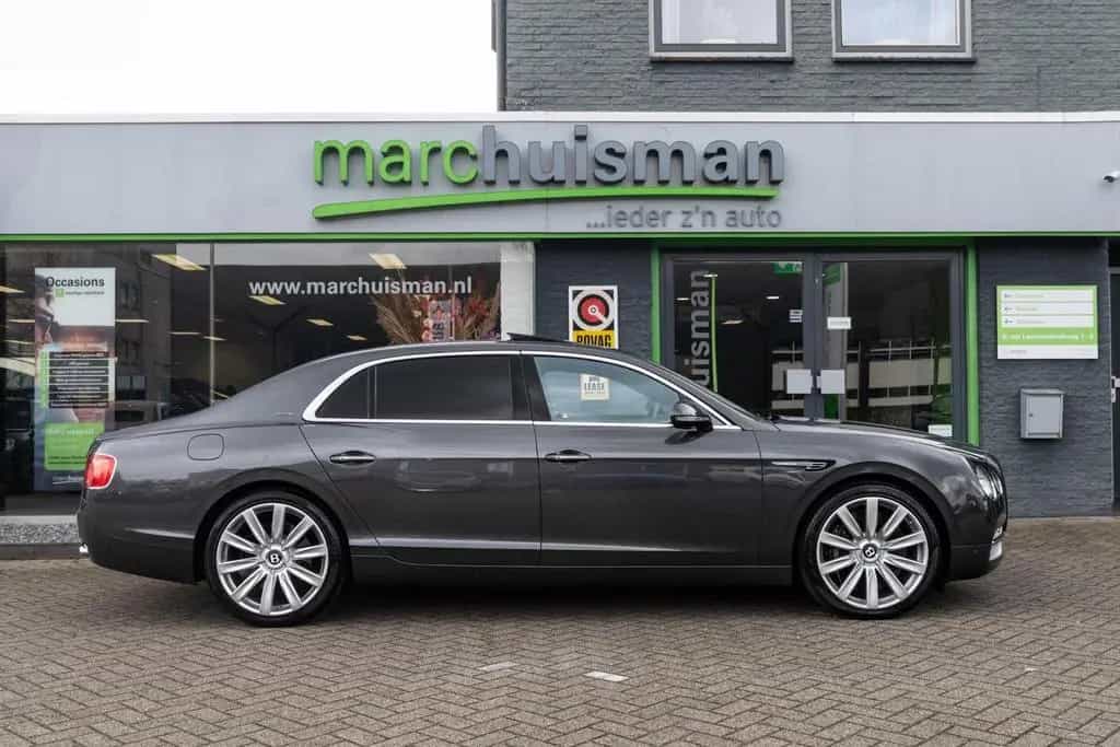Bentley Flying Spur 6.0 W12 / CERAMIC / SUNROOF 01/2014-photo-2