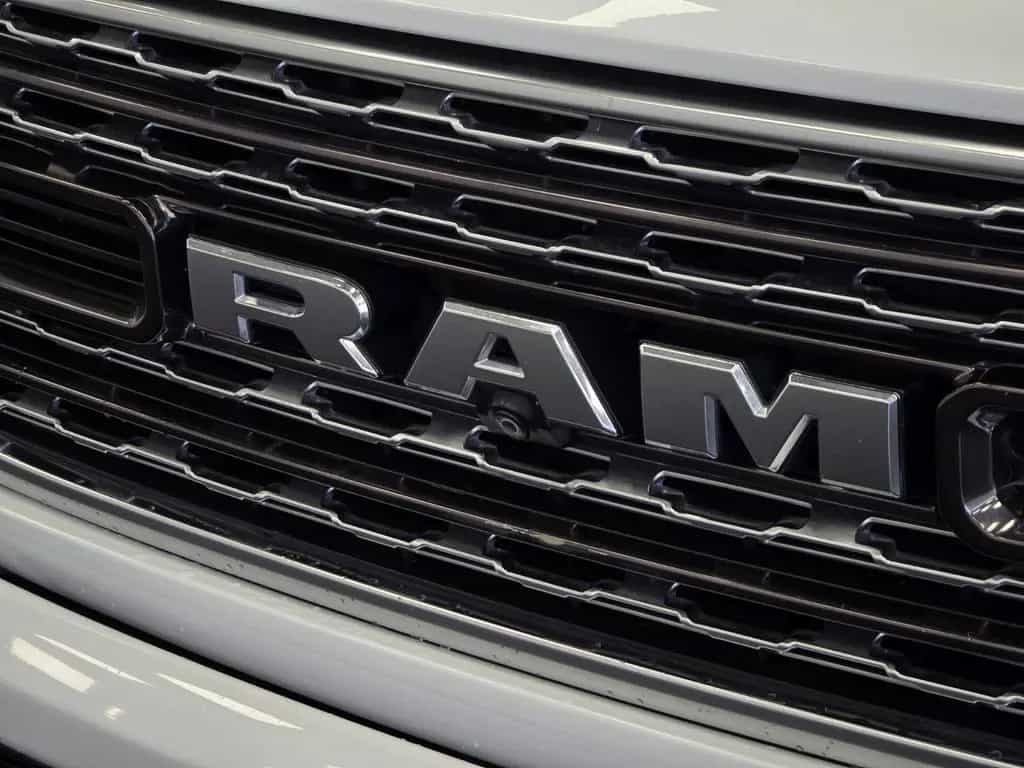 Dodge RAM 5.7 V8 HEMI LIMITED*Unfallfrei*RamBoxen 01/2020-photo-41