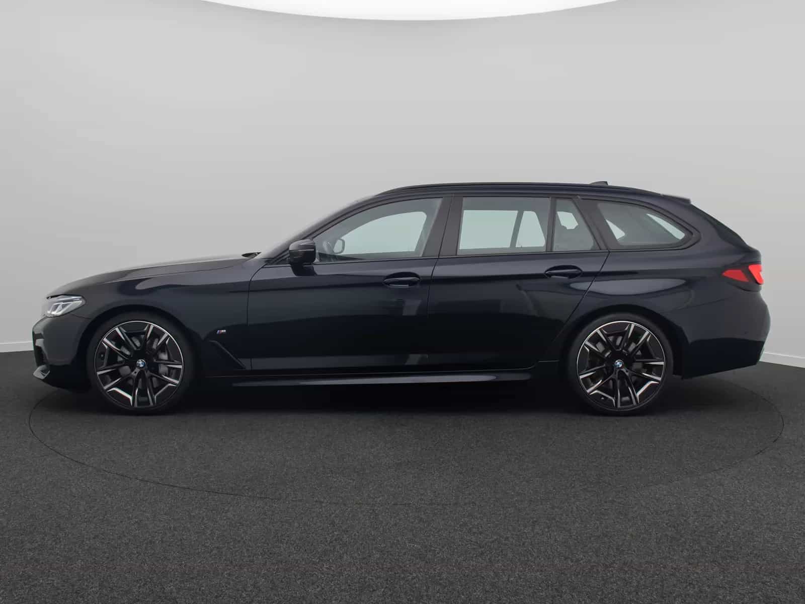 BMW 5 Series 540d xD Luxury Line Panorama H/K HUD Belüftung 11/2022-photo-10