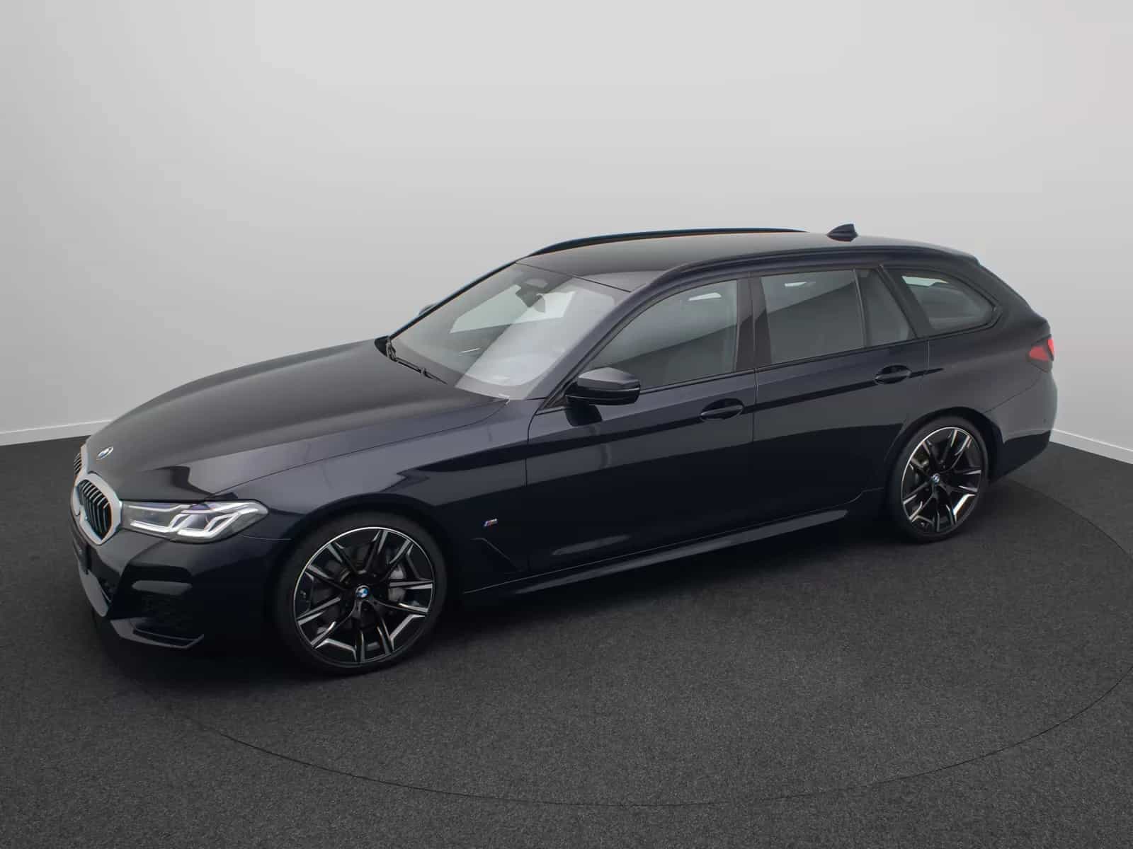 BMW 5 Series 540d xD Luxury Line Panorama H/K HUD Belüftung 11/2022-photo-11
