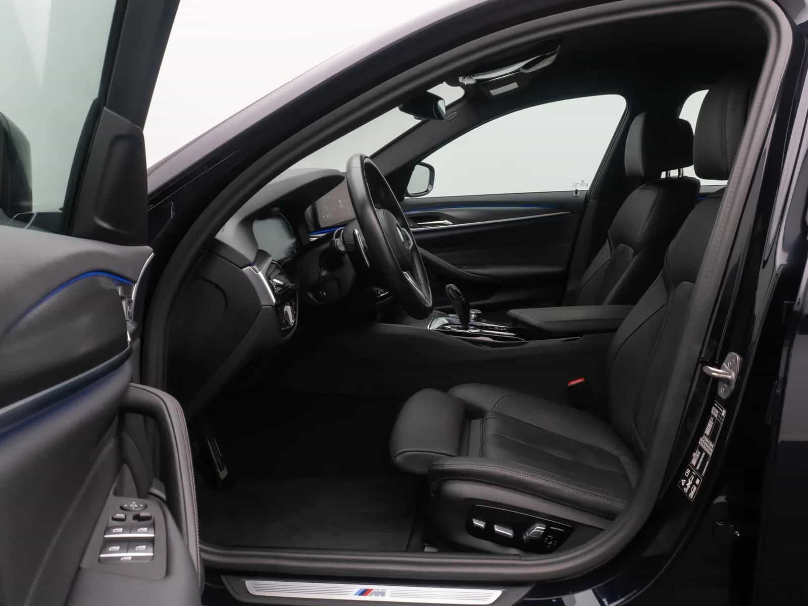 BMW 5 Series 540d xD Luxury Line Panorama H/K HUD Belüftung 11/2022-photo-19