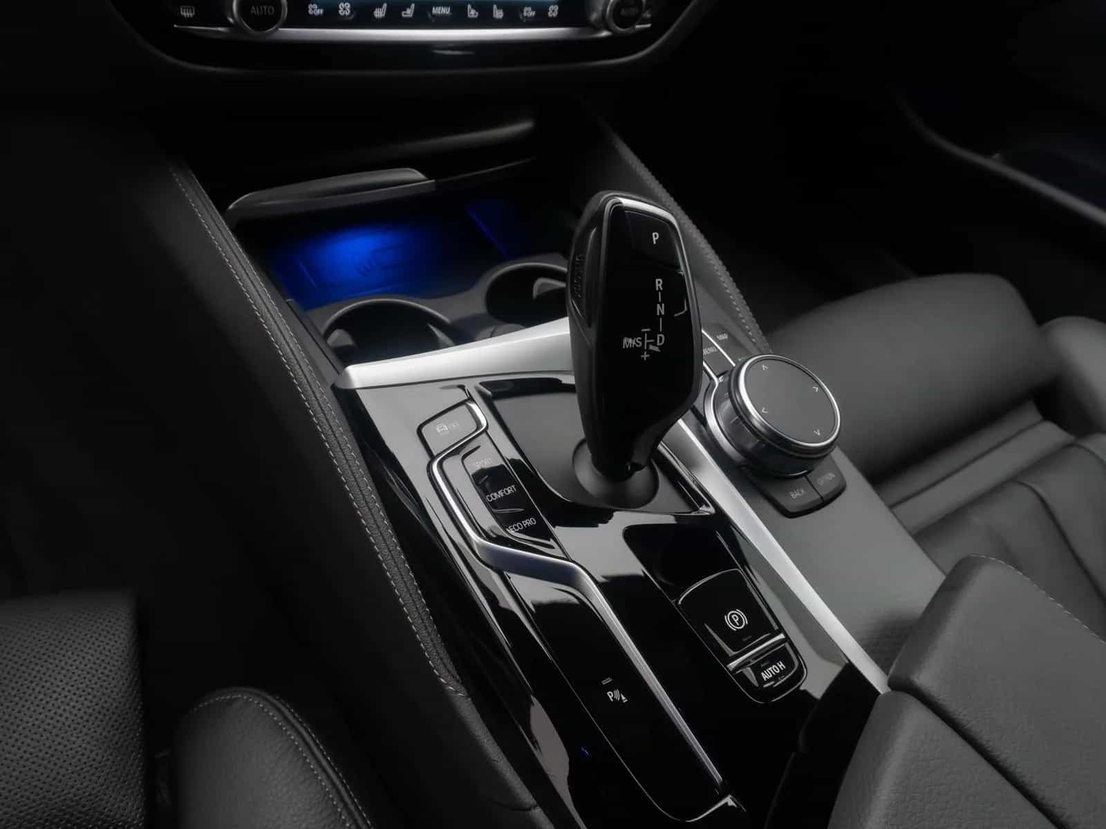 BMW 5 Series 540d xD Luxury Line Panorama H/K HUD Belüftung 11/2022-photo-22