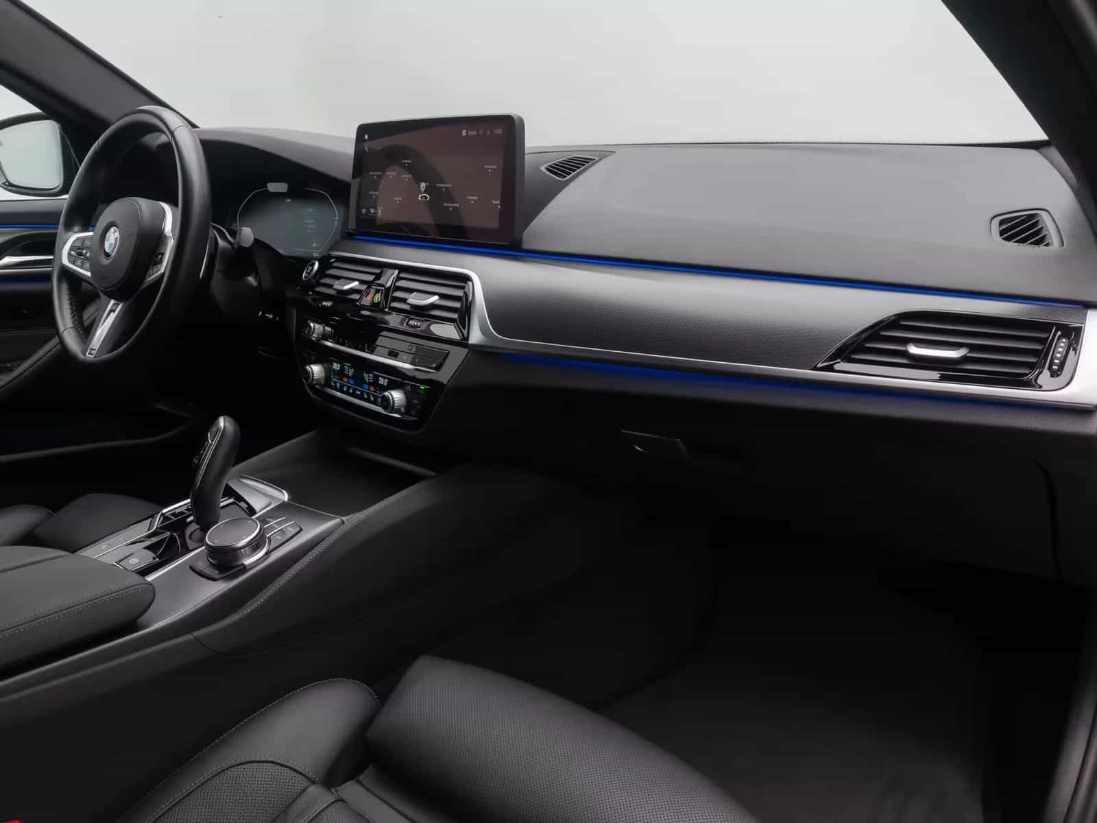 BMW 5 Series 540d xD Luxury Line Panorama H/K HUD Belüftung 11/2022-photo-23