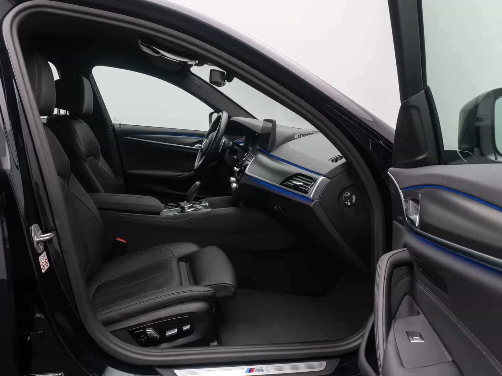 BMW 5 Series 540d xD Luxury Line Panorama H/K HUD Belüftung 11/2022-photo-24