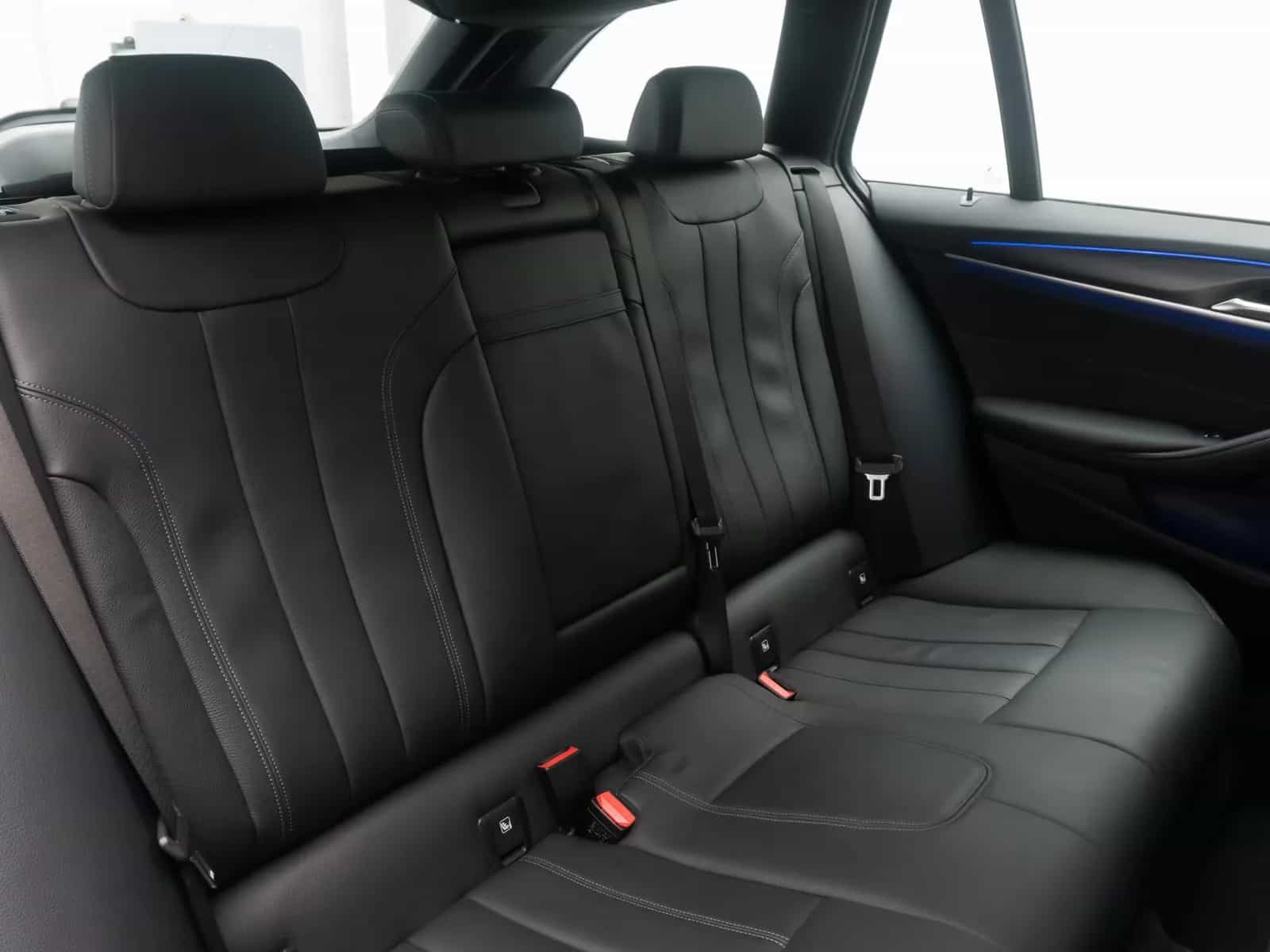 BMW 5 Series 540d xD Luxury Line Panorama H/K HUD Belüftung 11/2022-photo-29