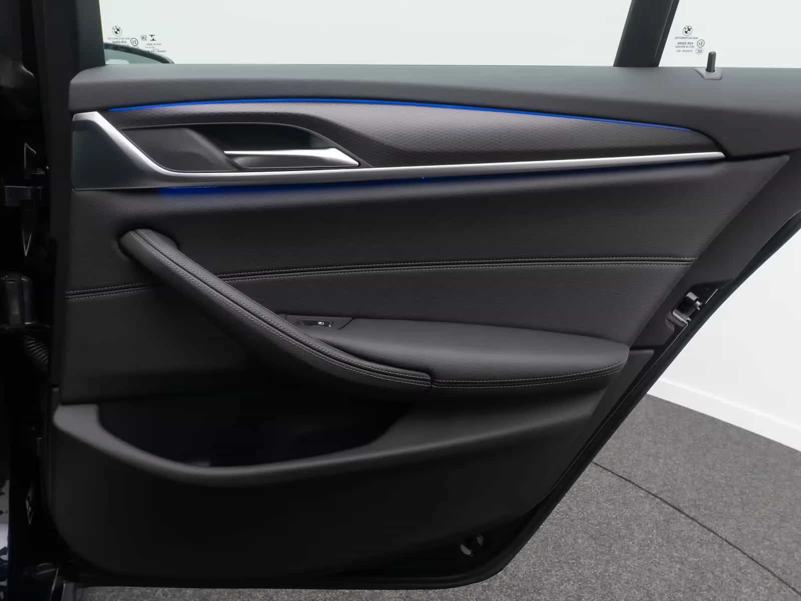 BMW 5 Series 540d xD Luxury Line Panorama H/K HUD Belüftung 11/2022-photo-31