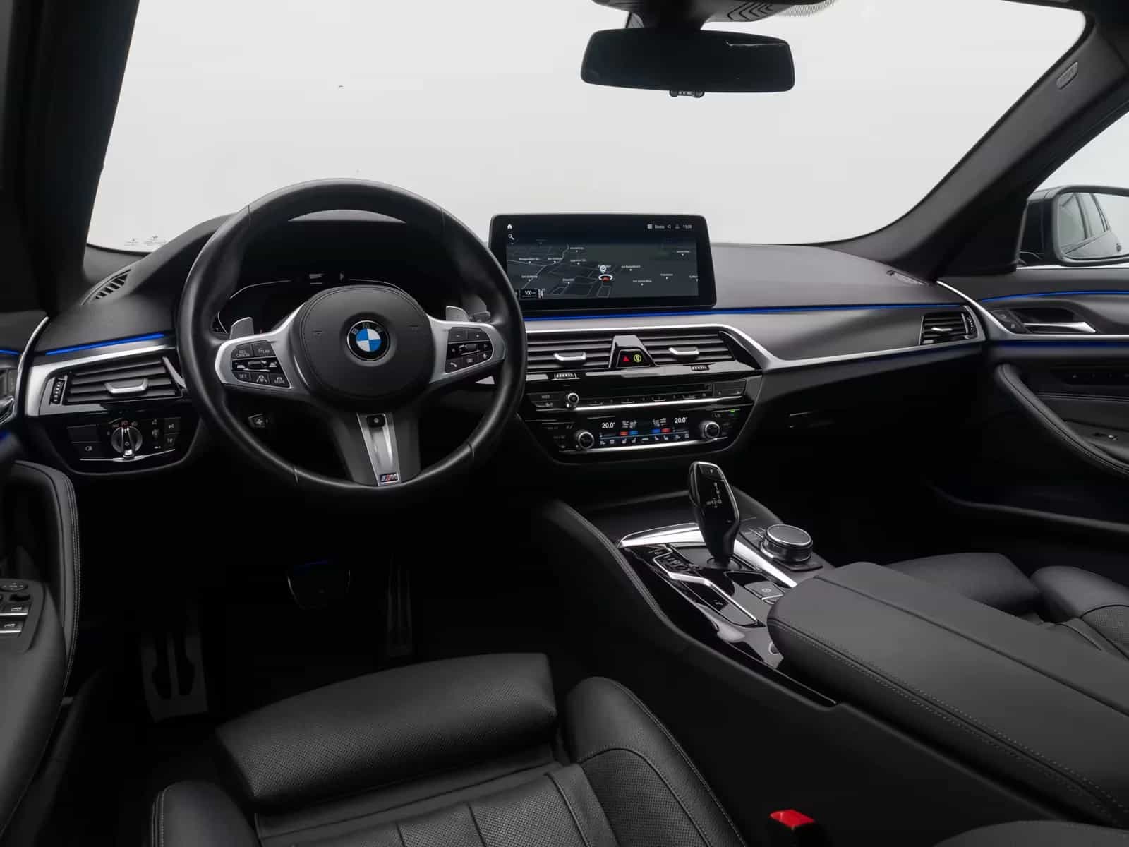 BMW 5 Series 540d xD Luxury Line Panorama H/K HUD Belüftung 11/2022-photo-38