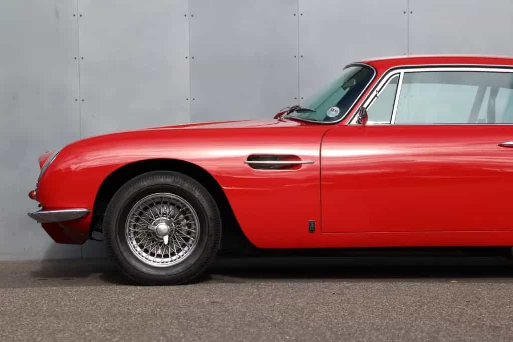 Aston Martin DB 6, Matching Number; 5 Speed Manual 03/1967-photo-12