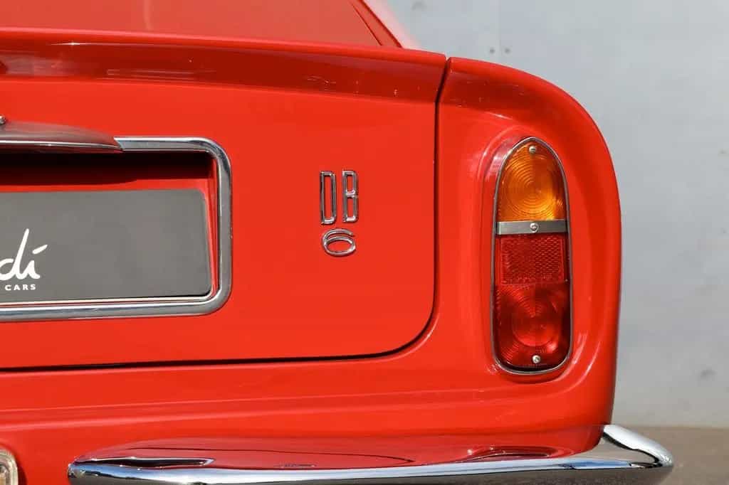Aston Martin DB 6, Matching Number; 5 Speed Manual 03/1967-photo-16