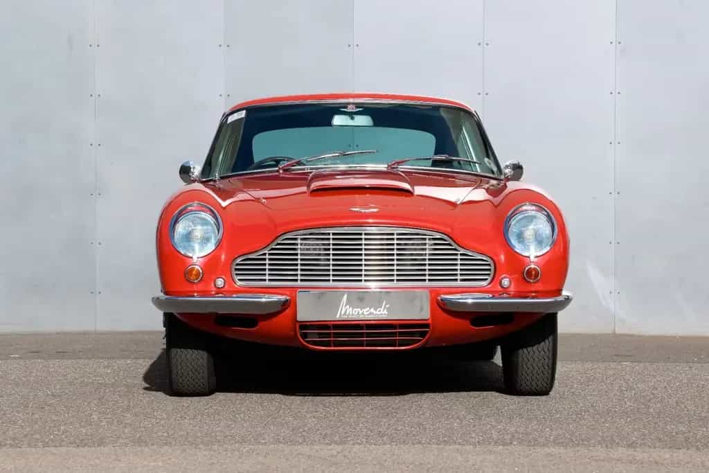 Aston Martin DB 6, Matching Number; 5 Speed Manual 03/1967-photo-4
