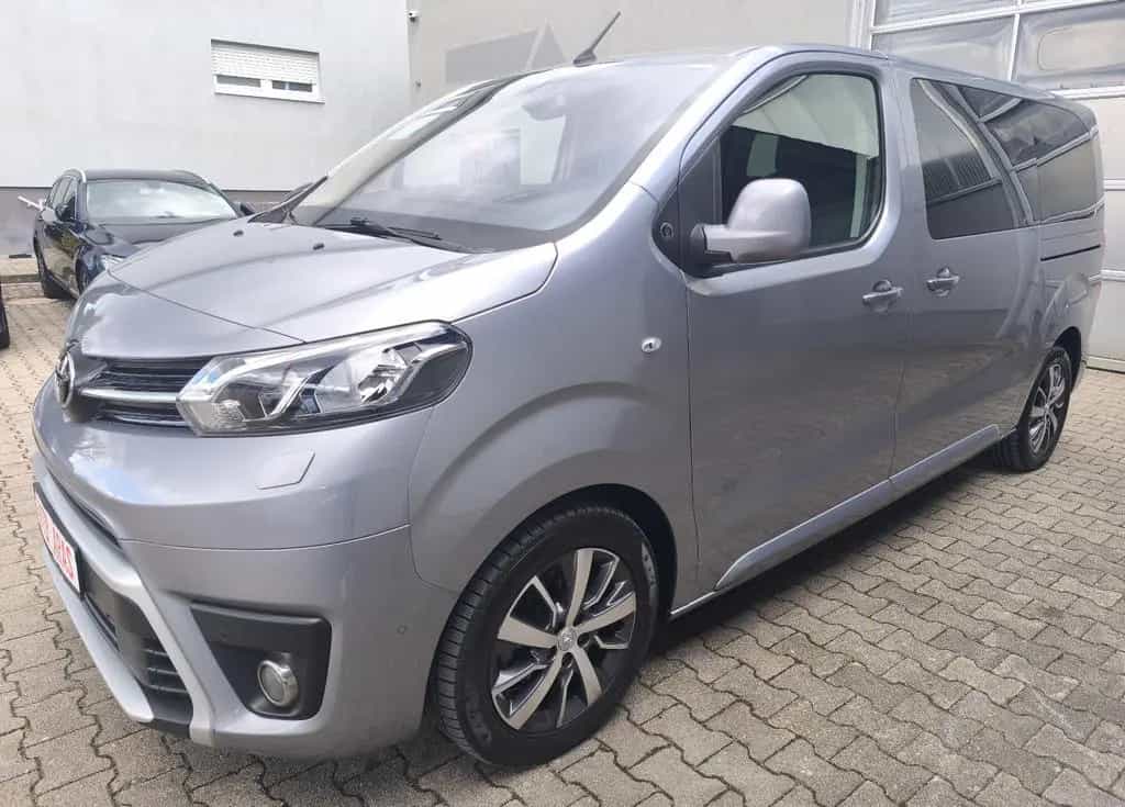 Toyota Proace (Verso) Proace Verso L1 Team Deutschland / 1.Hand 02/2022-photo-1