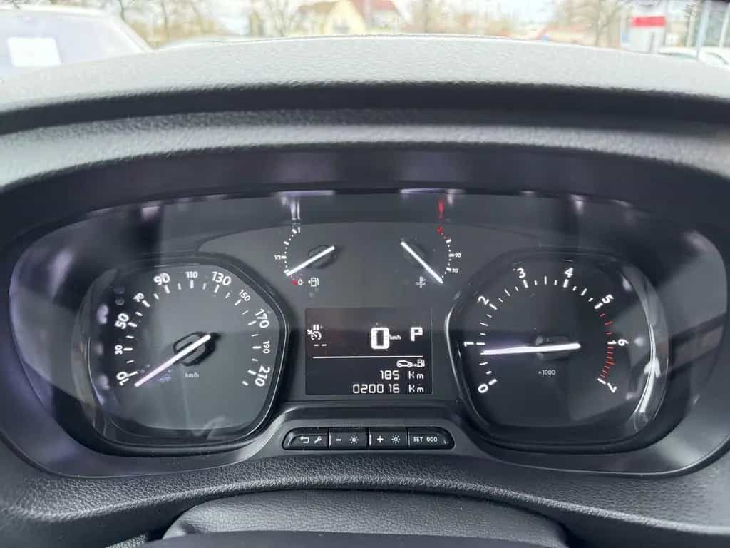 Fiat Scudo Bus L3 2.0 180PS Irmscher 9-SITZER*CARPLAY 10/2023-photo-10