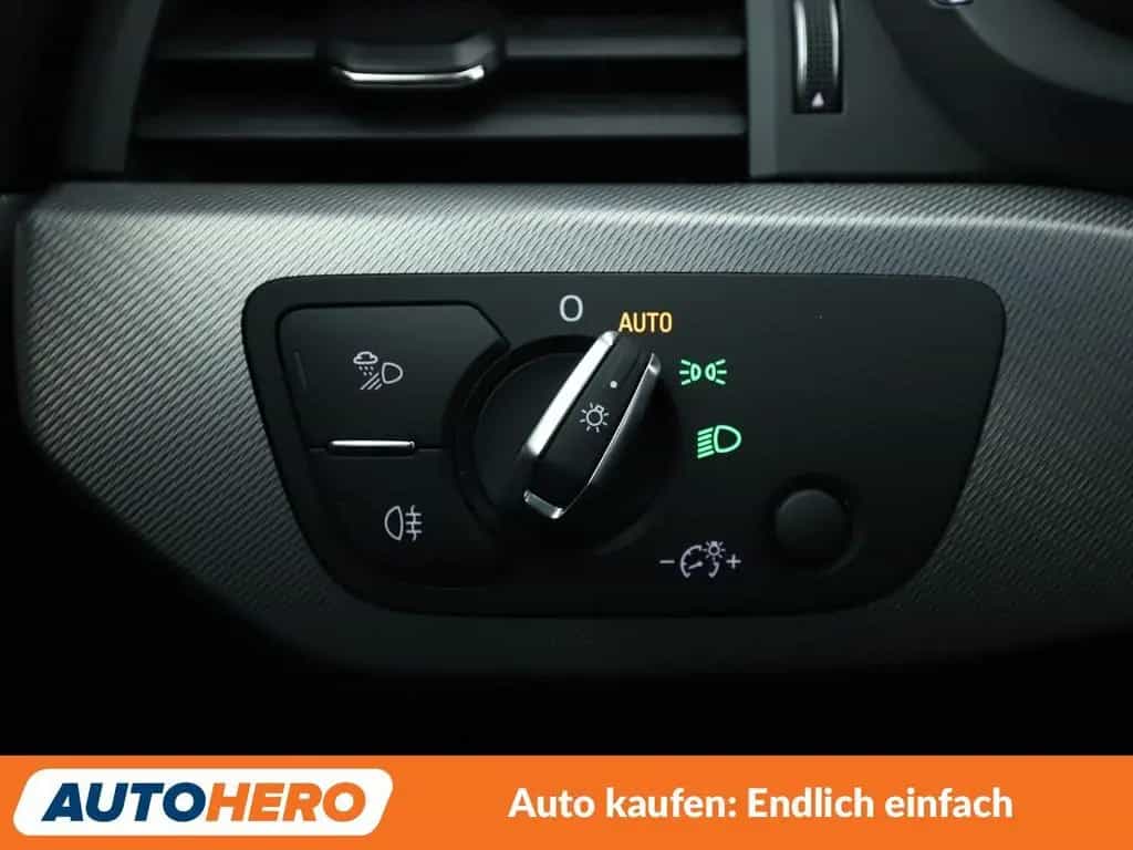 Audi A4 40 TDI quattro S line Aut.*NAVI*LED*ACC* 01/2020-photo-21