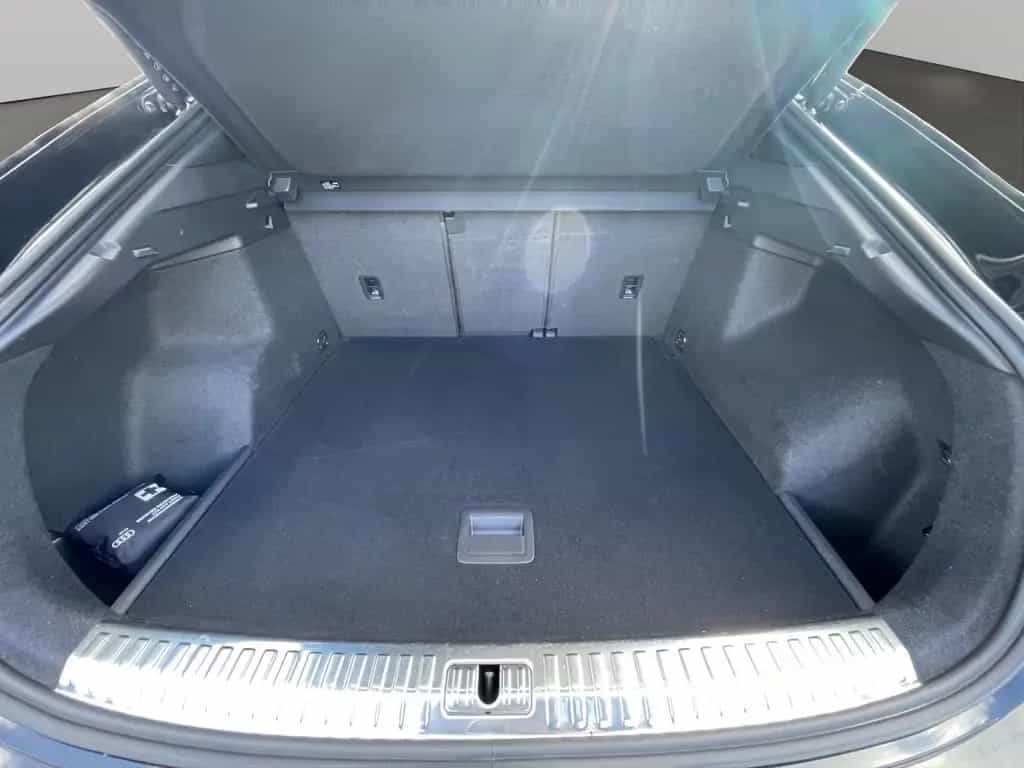 Audi Q3 Sportback 35 TFSI S line LED AHK Navi Kamera 02/2023-photo-18