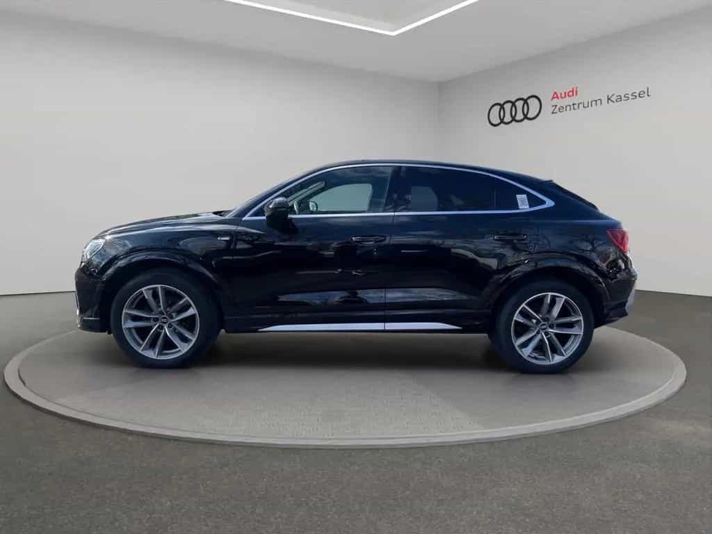 Audi Q3 Sportback 35 TFSI S line LED AHK Navi Kamera 02/2023-photo-2