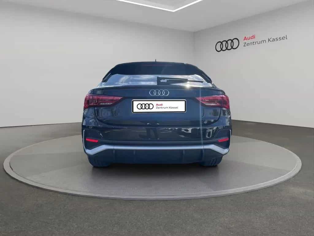 Audi Q3 Sportback 35 TFSI S line LED AHK Navi Kamera 02/2023-photo-4
