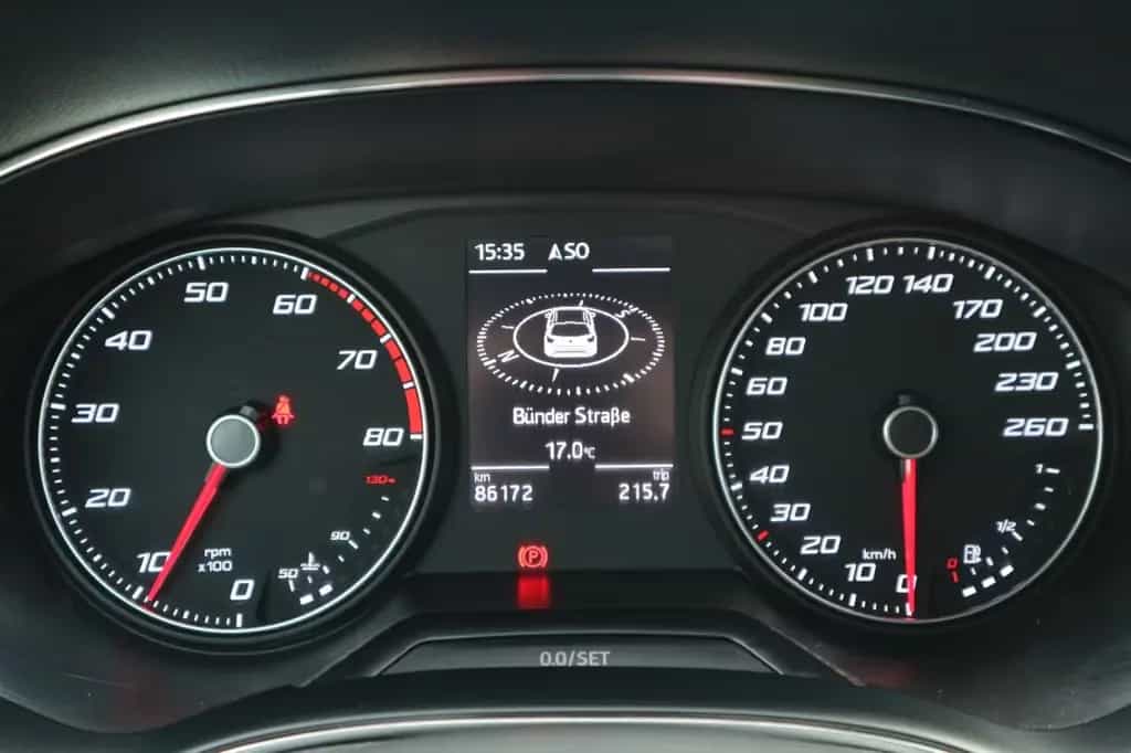 Seat Arona 1.5  FR *2.HAND/PDC/TEMPO/NAVI/KLIMA/SHZ* 05/2018-photo-12