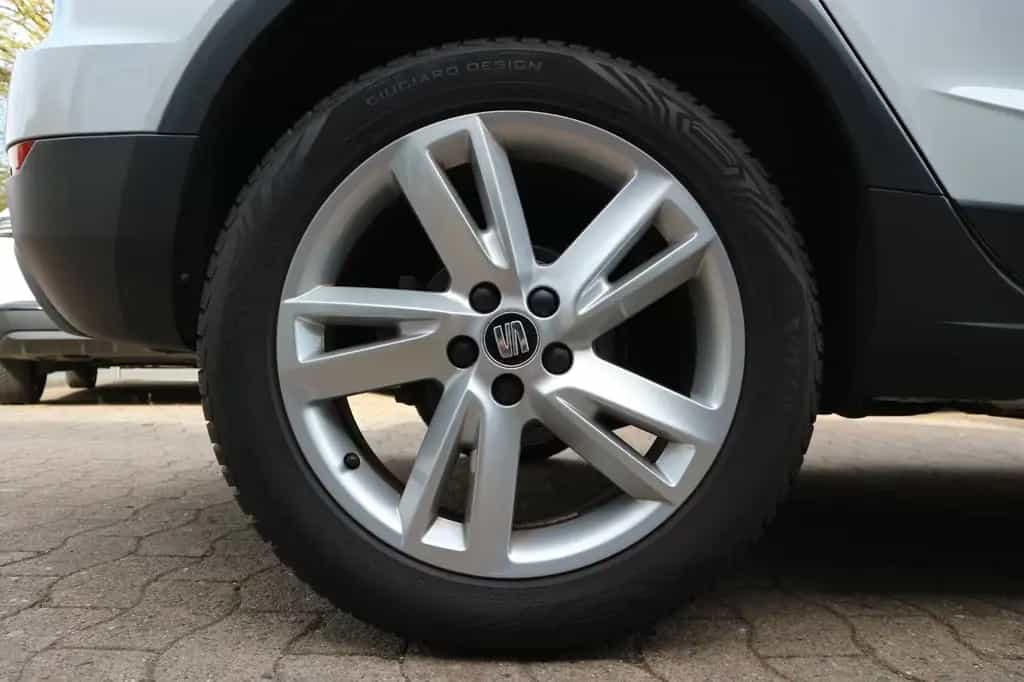Seat Arona 1.5  FR *2.HAND/PDC/TEMPO/NAVI/KLIMA/SHZ* 05/2018-photo-24