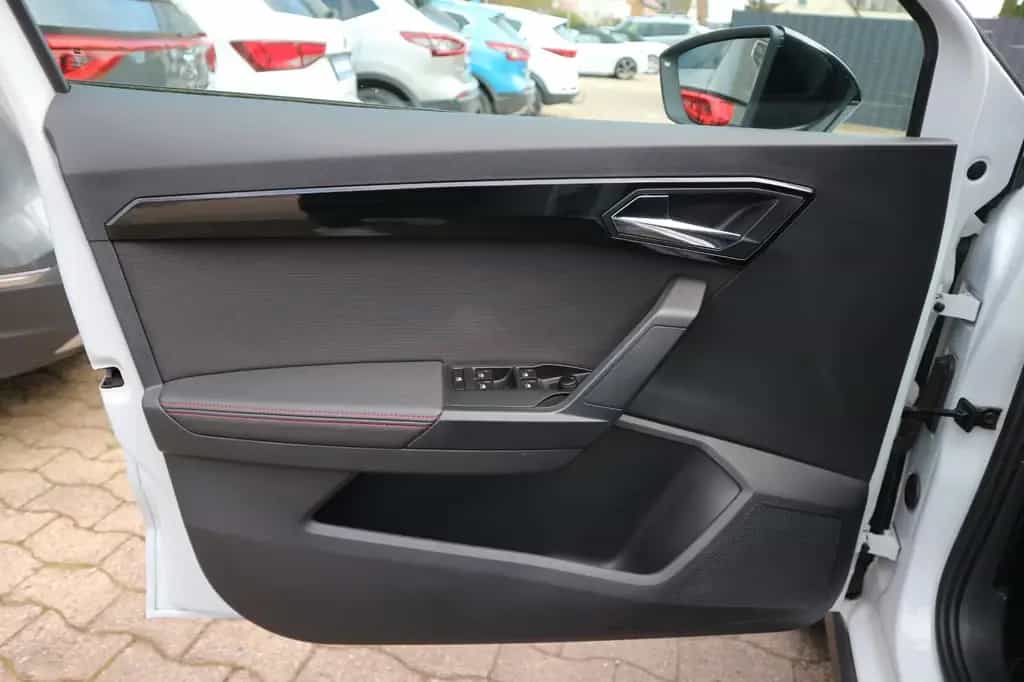 Seat Arona 1.5  FR *2.HAND/PDC/TEMPO/NAVI/KLIMA/SHZ* 05/2018-photo-8
