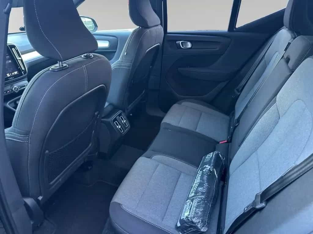 Volvo XC40 T2 Plus Dark 03/2023-photo-15