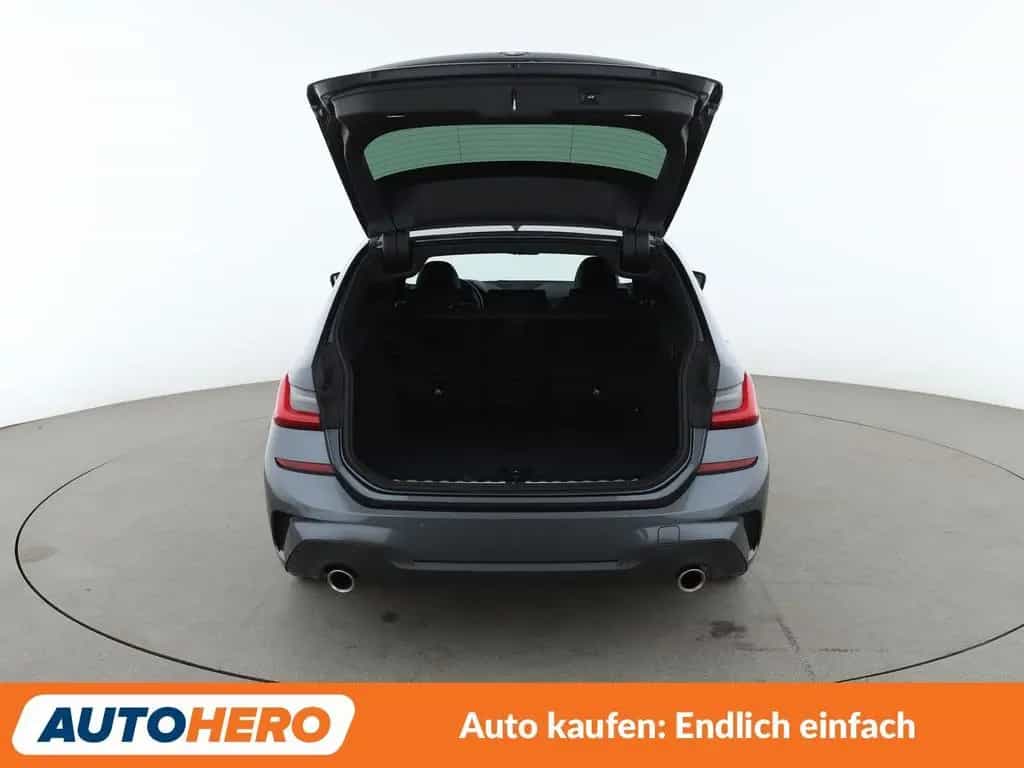 BMW 3 Series 330i xDrive M Sport Aut.*NAVI*LED*TEMPO*CAM* 11/2019-photo-16