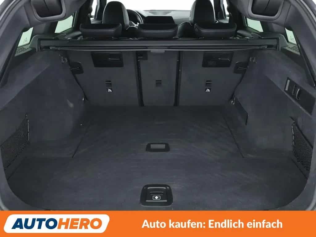 BMW 3 Series 330i xDrive M Sport Aut.*NAVI*LED*TEMPO*CAM* 11/2019-photo-17