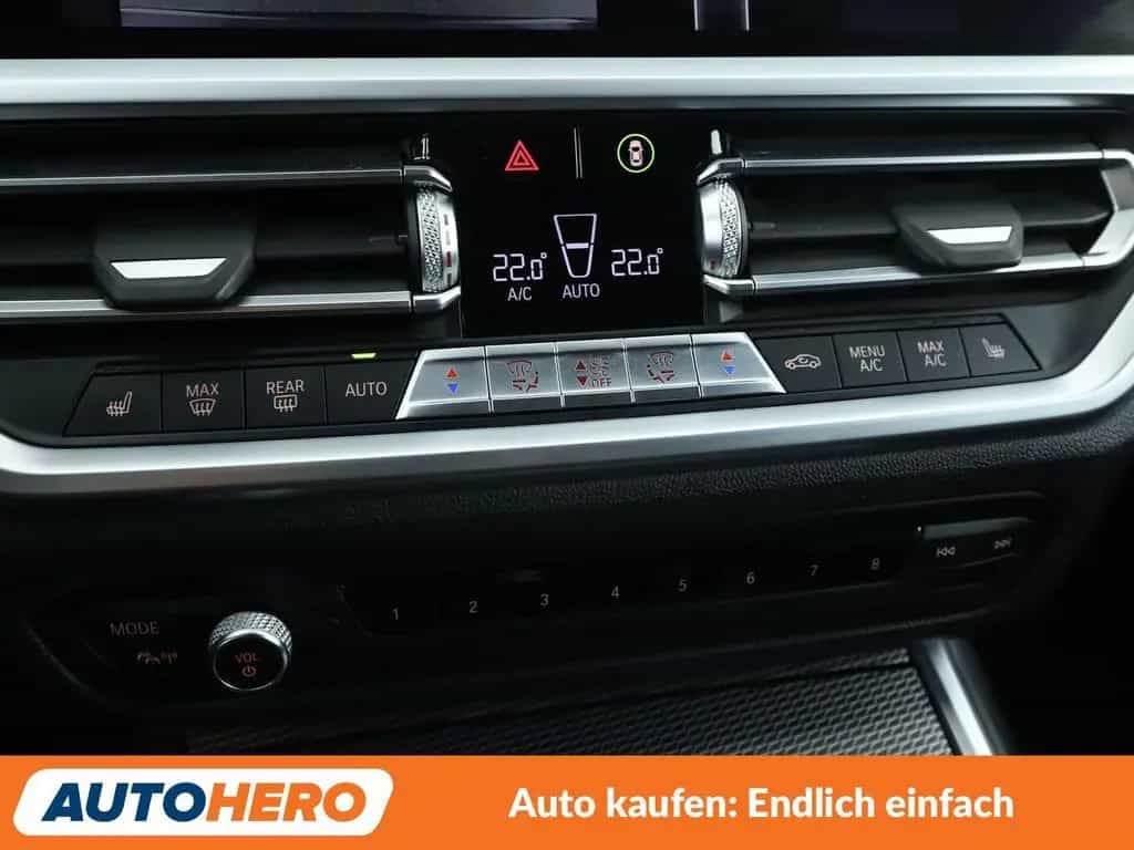 BMW 3 Series 330i xDrive M Sport Aut.*NAVI*LED*TEMPO*CAM* 11/2019-photo-22