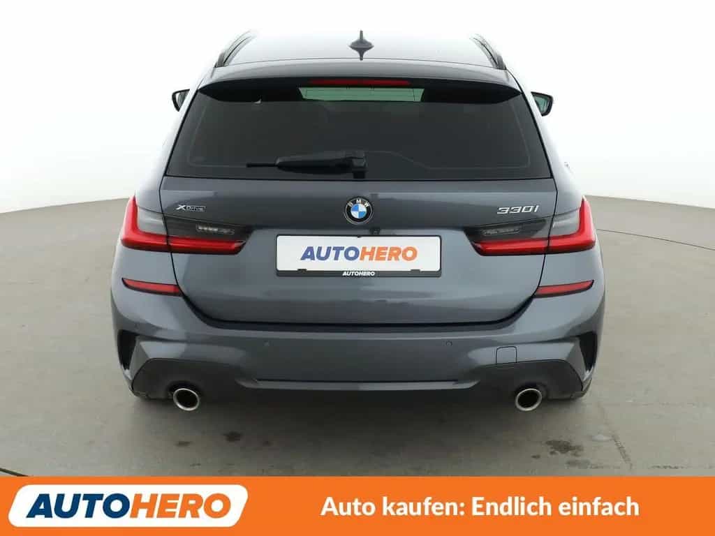 BMW 3 Series 330i xDrive M Sport Aut.*NAVI*LED*TEMPO*CAM* 11/2019-photo-4