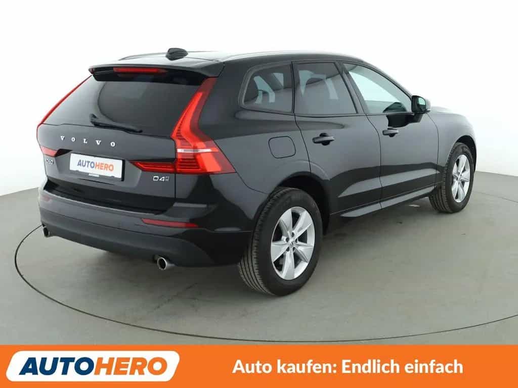 Volvo 2.0 D4 Momentum AWD Aut.*NAV*LED*TEMP*PDC*SHZ* 10/2017-photo-5