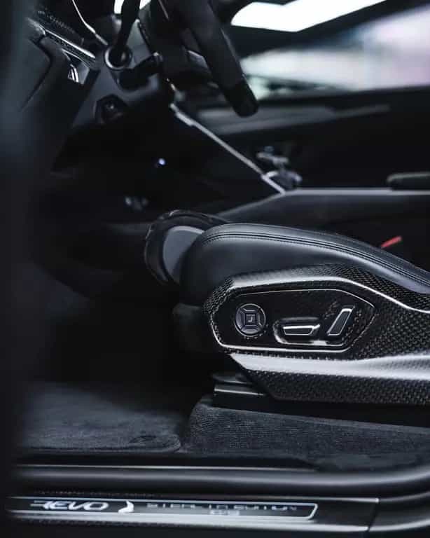 Lamborghini Performante TopCar R'Evo Stealth Edition 02/2025-photo-30