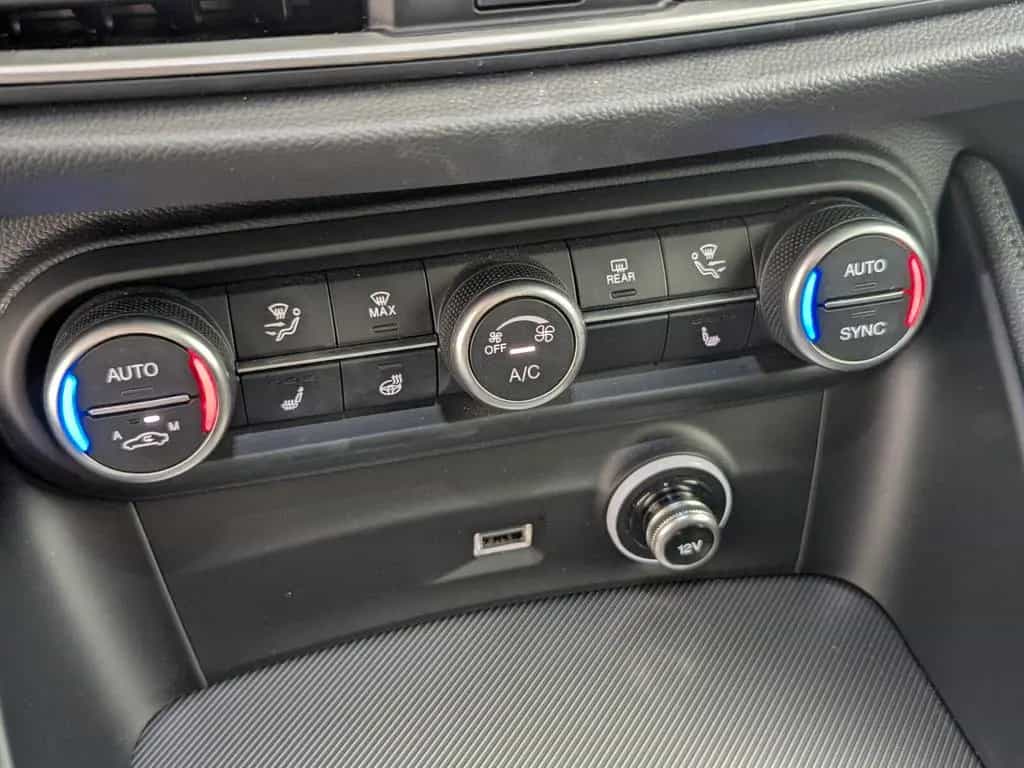 Alfa Romeo Stelvio 2.2 JTDM Competizione Q4 LEDER+LED+NAVI+ 07/2023-photo-20