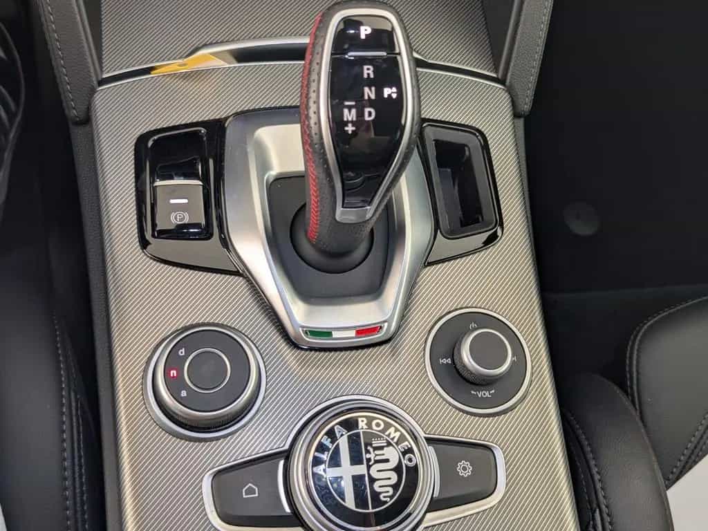 Alfa Romeo Stelvio 2.2 JTDM Competizione Q4 LEDER+LED+NAVI+ 07/2023-photo-21