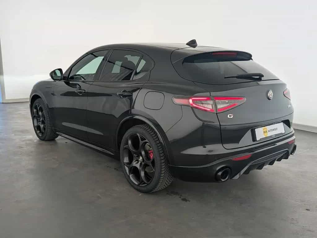 Alfa Romeo Stelvio 2.2 JTDM Competizione Q4 LEDER+LED+NAVI+ 07/2023-photo-8