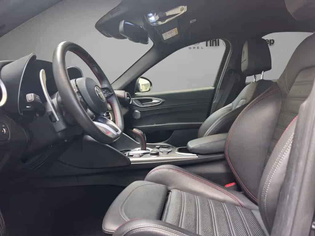 Alfa Romeo Giulia Competizione Q4/Kamera/Totwinkel/Spur 06/2023-photo-3