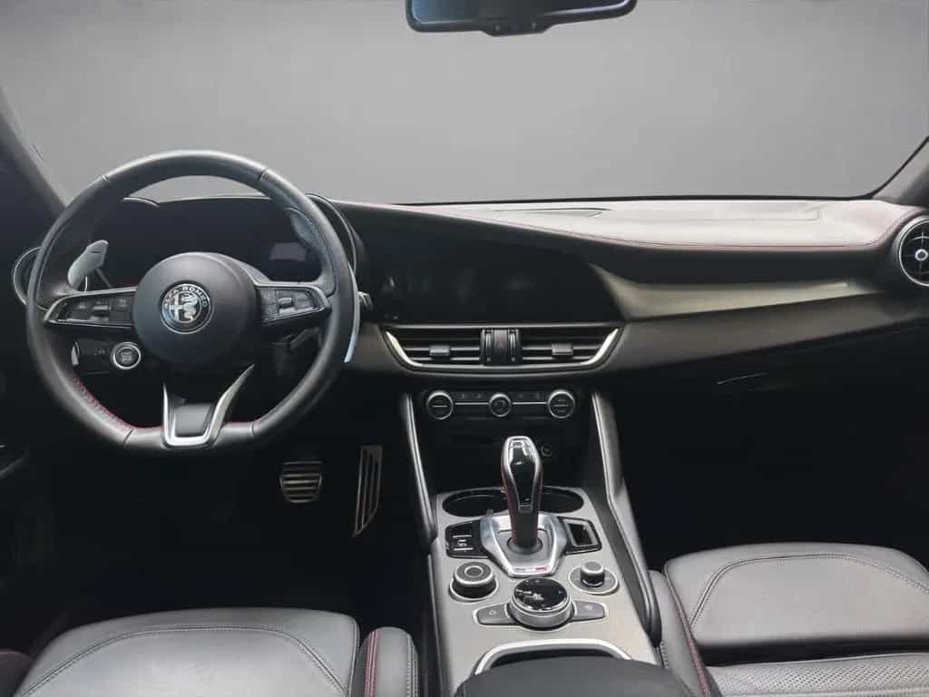 Alfa Romeo Giulia Competizione Q4/Kamera/Totwinkel/Spur 06/2023-photo-5