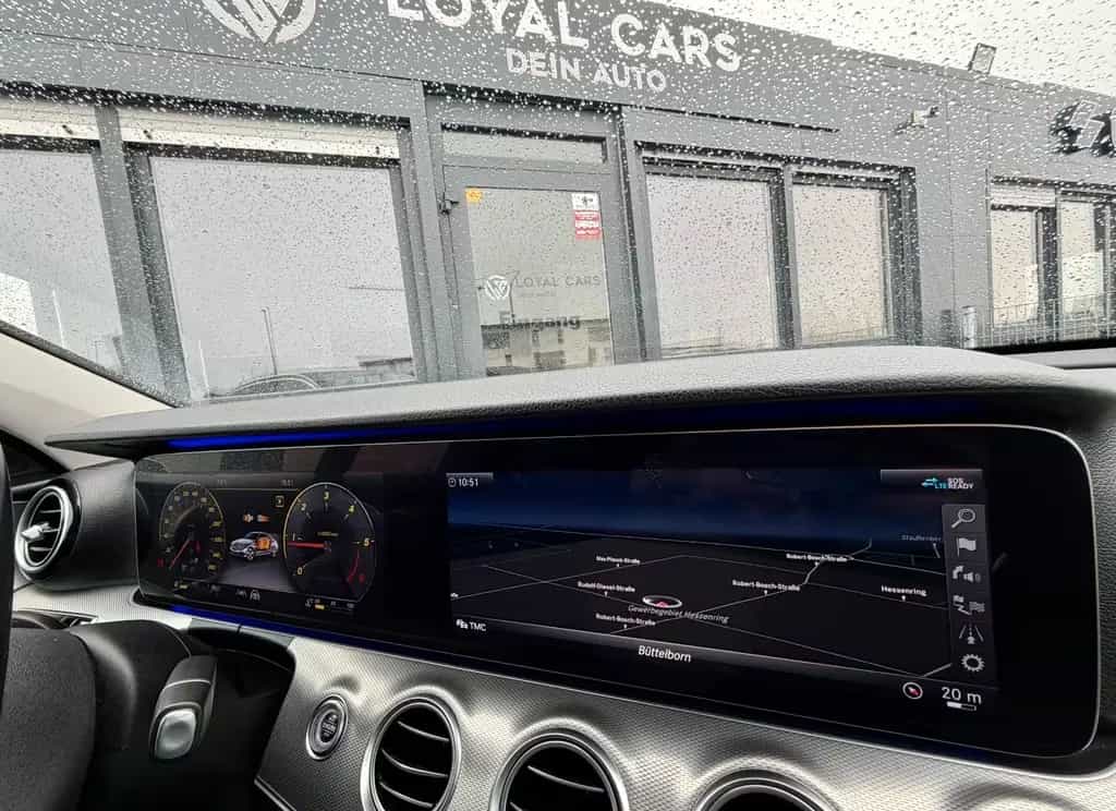 Mercedes-Benz E-Class d Lim*Widescreen*Dist+*Mbeam*KAMERA*AHK* 07/2020-photo-18