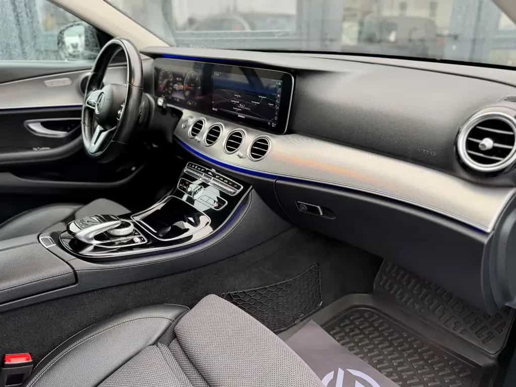 Mercedes-Benz E-Class d Lim*Widescreen*Dist+*Mbeam*KAMERA*AHK* 07/2020-photo-23