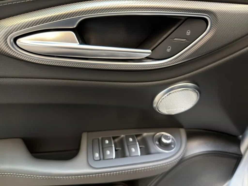 Alfa Romeo Giulia Competizione Q4/Kamera/Totwinkel/Spur 09/2023-photo-13