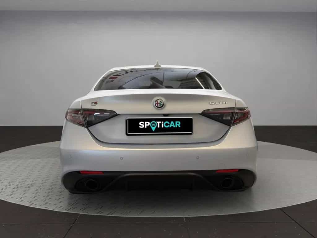 Alfa Romeo Giulia Competizione Q4/Kamera/Totwinkel/Spur 09/2023-photo-3